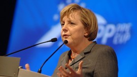 Cover articolo Erfurt, 7/2/2020: l'altolà di Merkel
